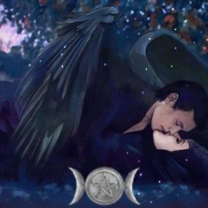 Meet your Posher, Aymee